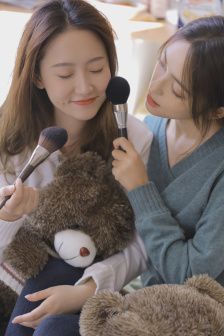 新婚女警花的沦陷小说